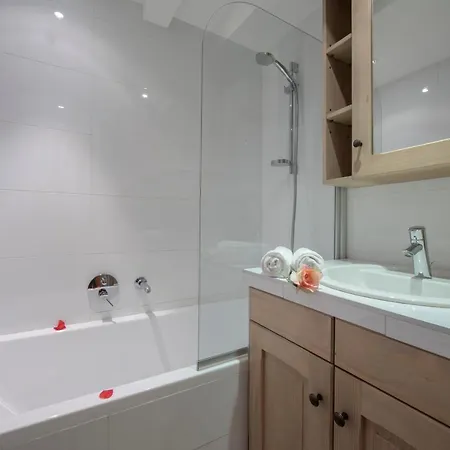 Appartamento Montroc Sleeps 6 *